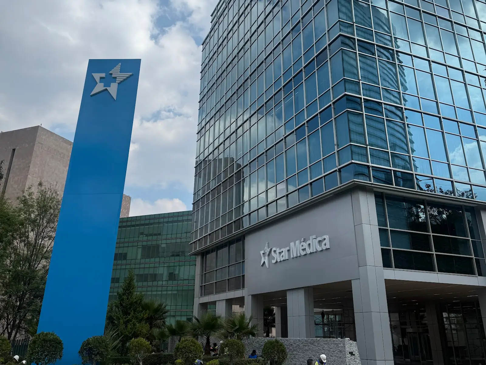 Fachada del Hospital Star Médica Santa Fe en Álvaro Obregón, CDMX